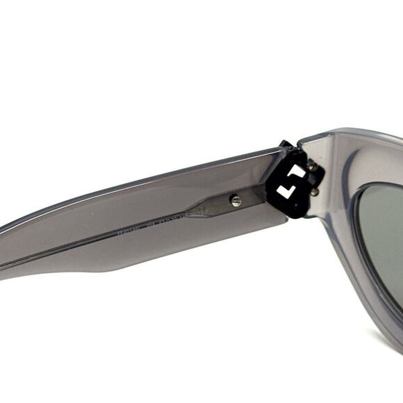 NEW!!! FENDI Sunglasses FE40146I 20A Authentic main image 6